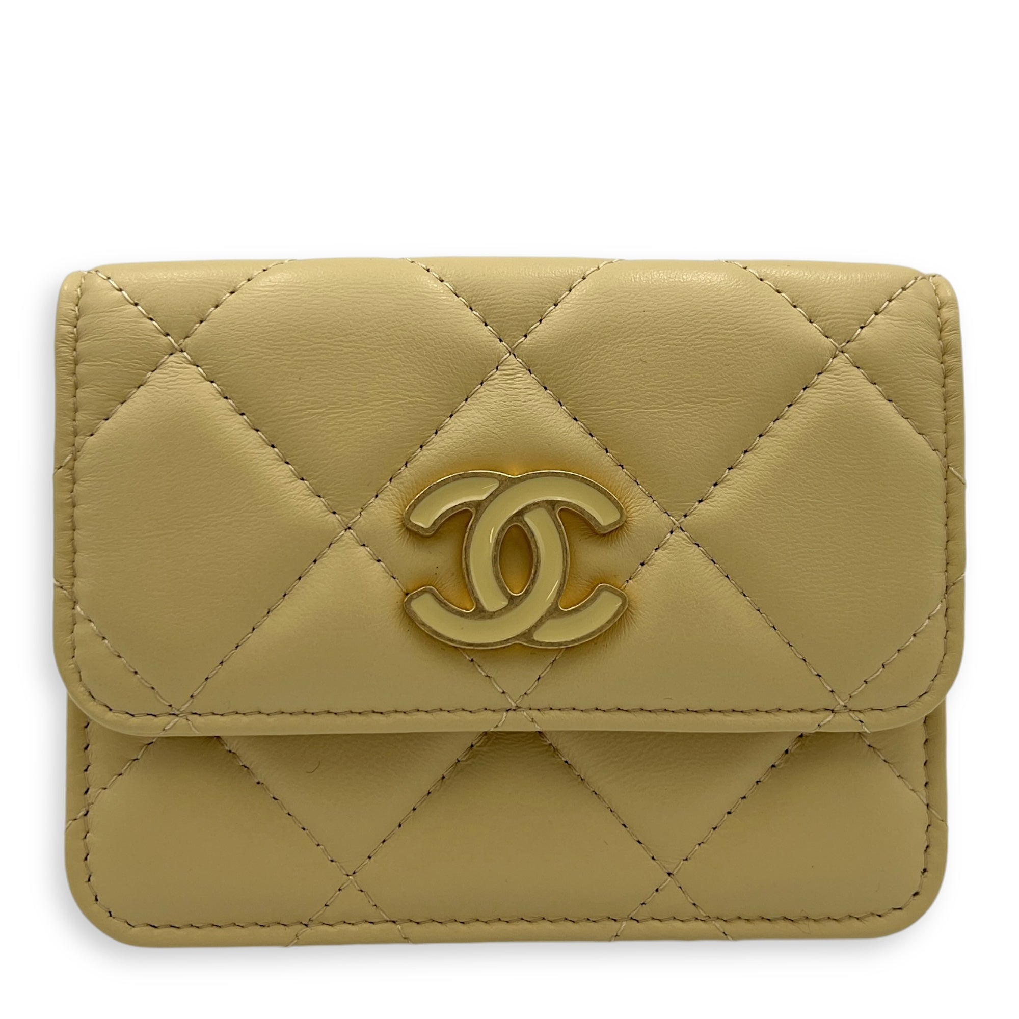 Classic Belt Bag Yellow in Lambskin, Gold hardware