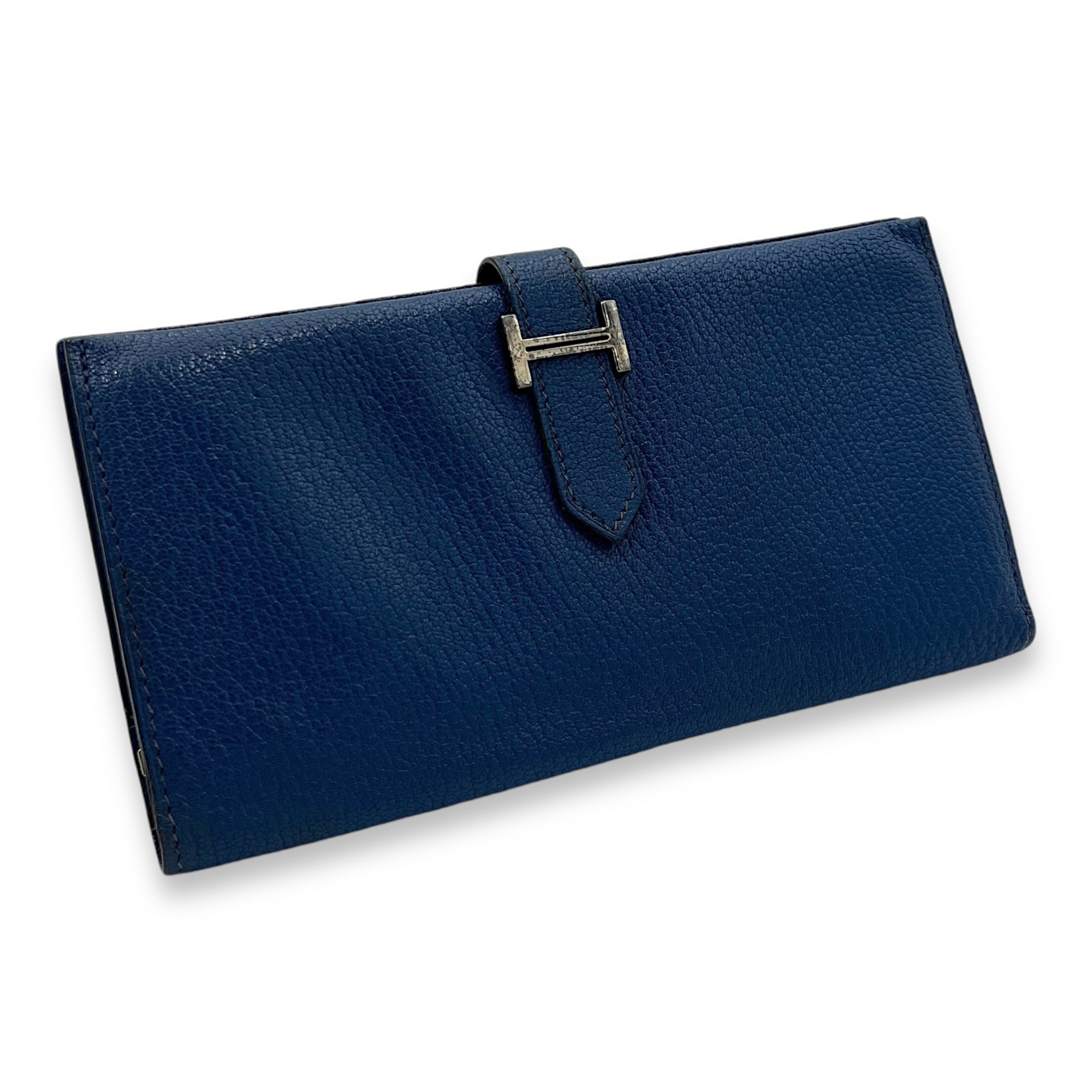 Bearn Blue in Chevre Mysore, Palladium hardware - Image 4