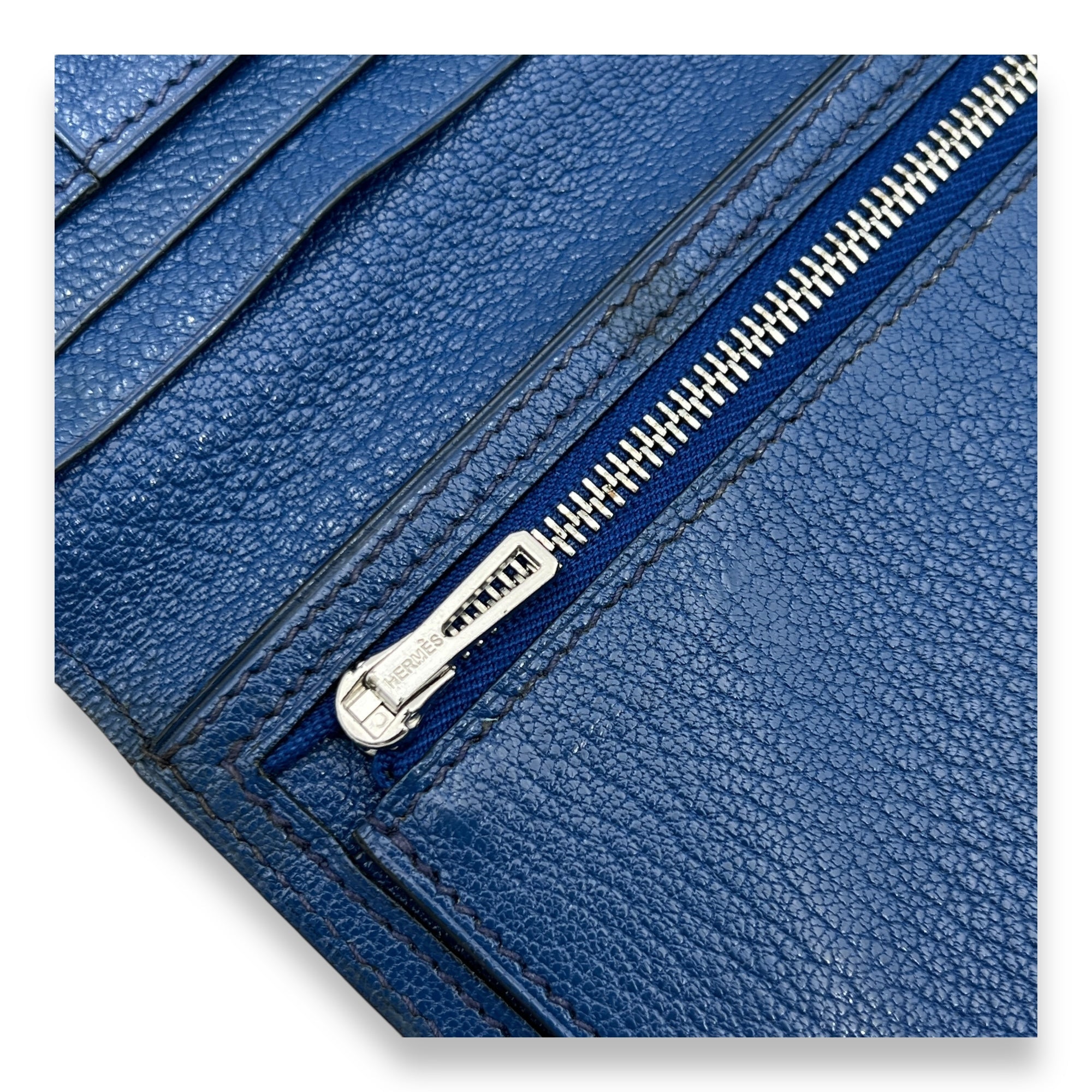 Bearn Blue in Chevre Mysore, Palladium hardware - Image 9