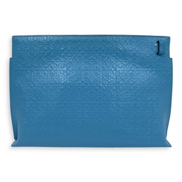 Anagram T Blue Pouch in Patent Embossed Calfskin, Silver hardware - Image 3