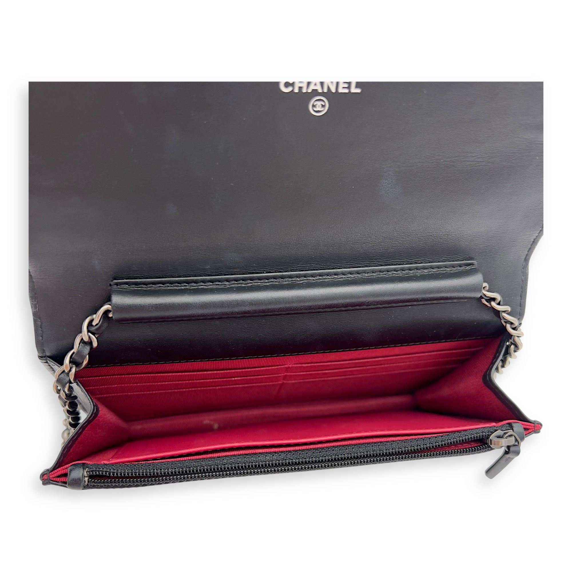 Gabrielle Wallet On Chain Black in Calfskin, Gold hardware - Image 7