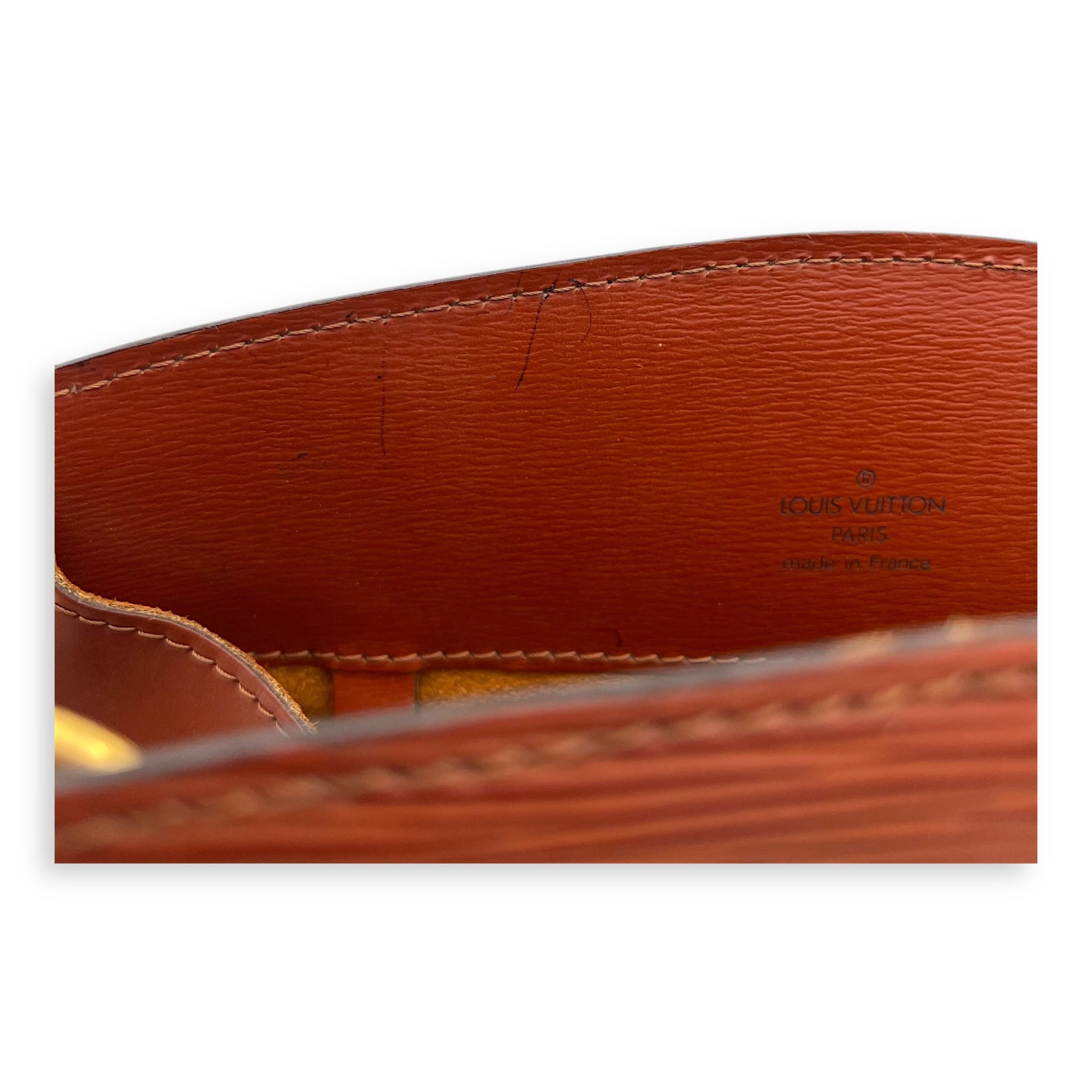 Cluny Shoulder Bag Brown in Epi Leather, Gold hardware - Image 15